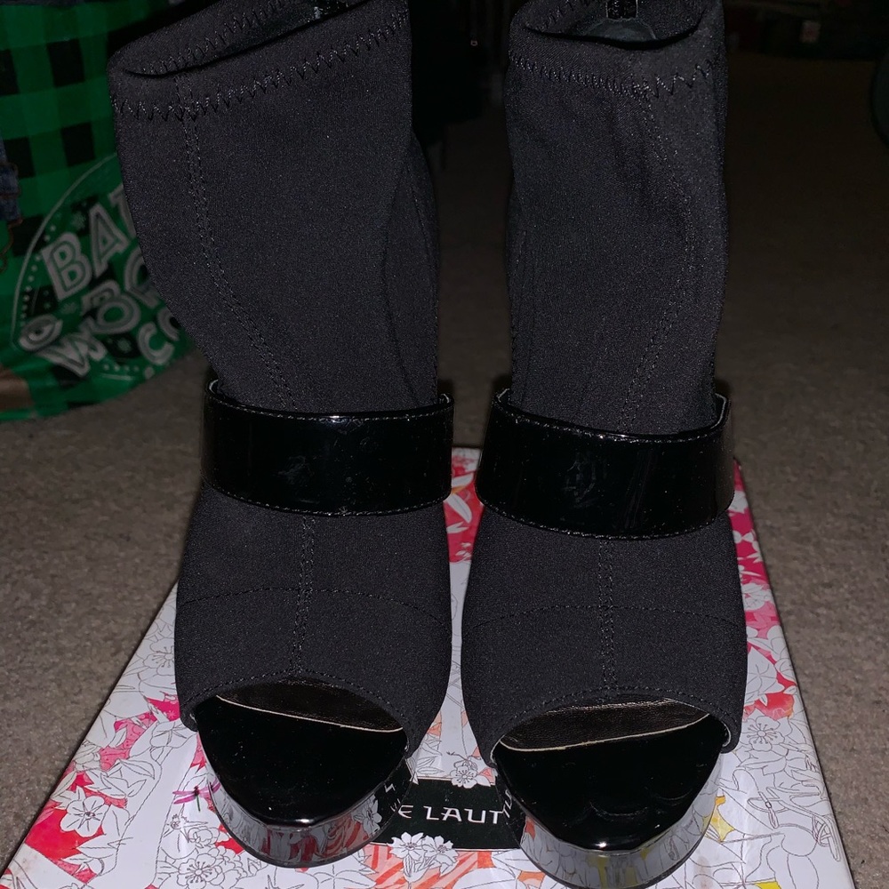 Chinese laundry micro stretch heels